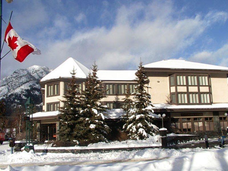 Elk + Avenue Hotel Banff Bagian luar foto